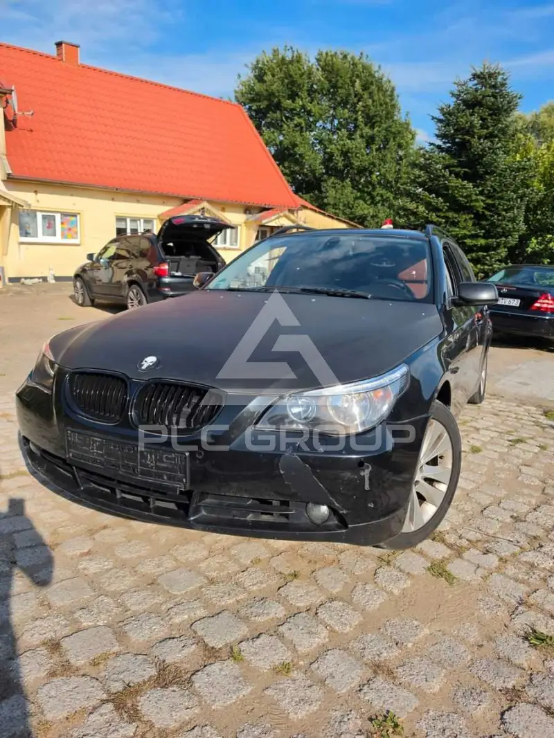 2004 BMW 530