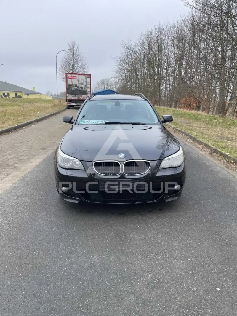 2004 BMW 530