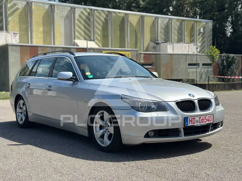 2004 BMW 530