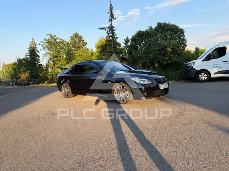 2004 BMW 530