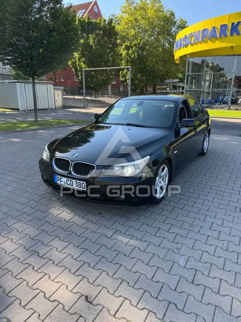 2004 BMW 525