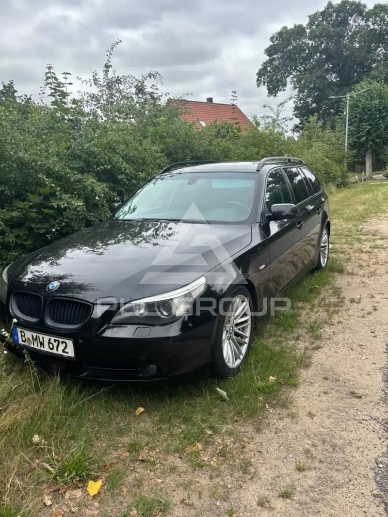 2004 BMW 525