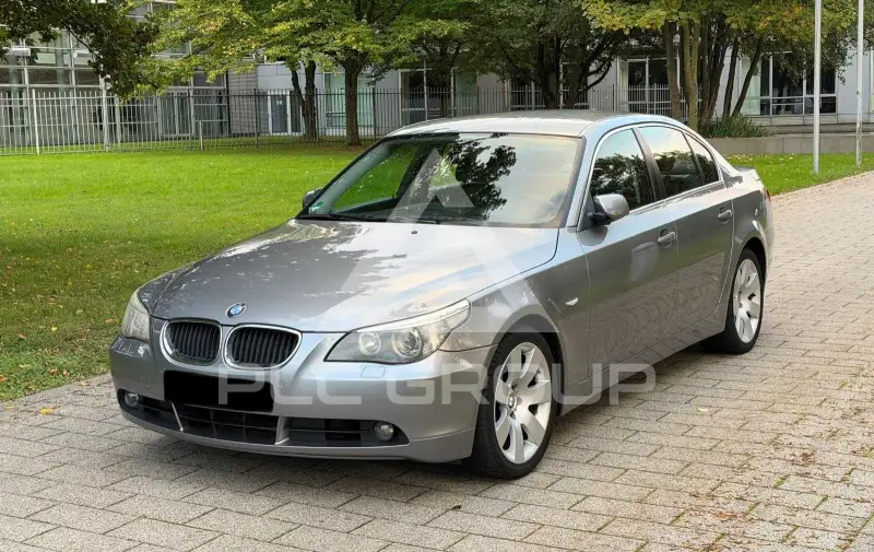 2004 BMW 525