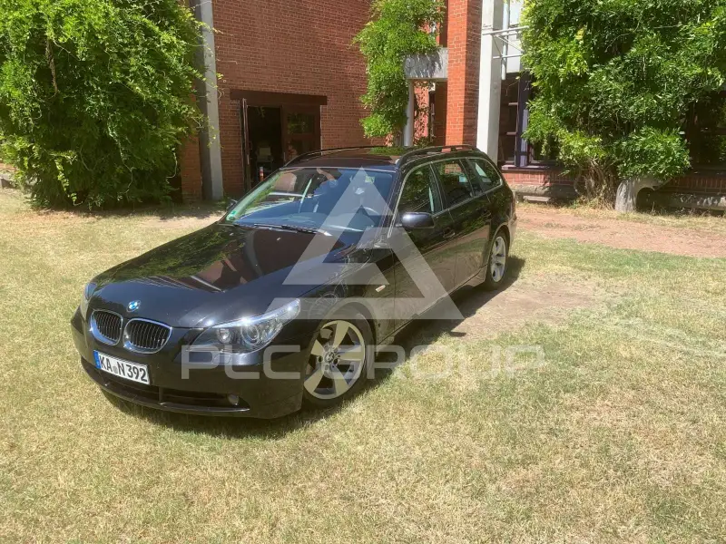 2004 BMW 525