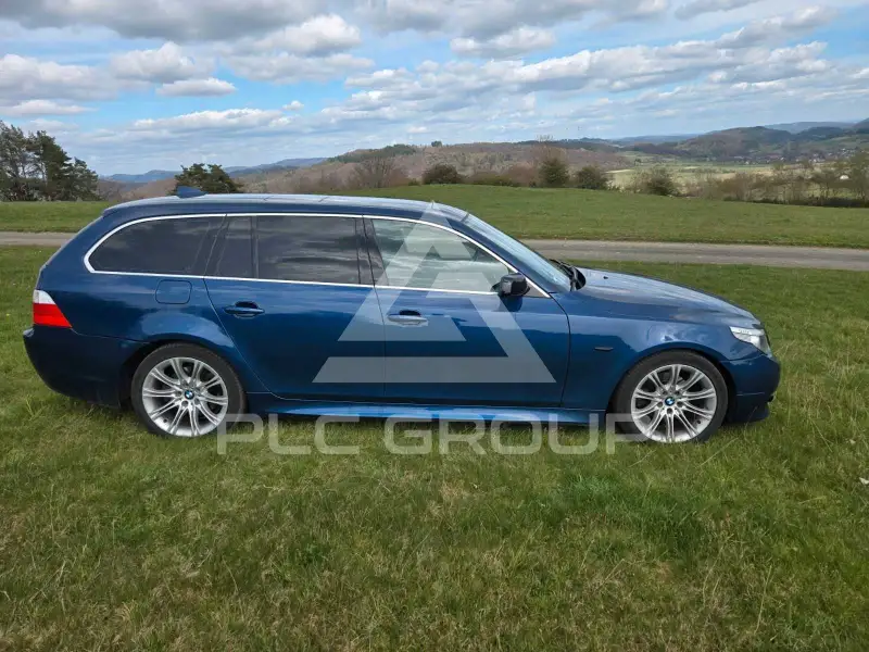 2004 BMW 525
