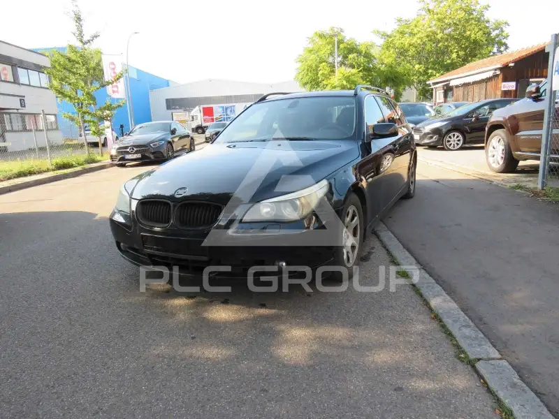 2004 BMW 525