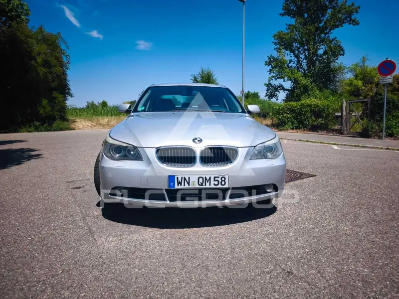 2004 BMW 525
