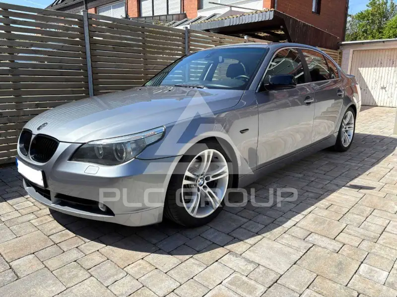 2004 BMW 525