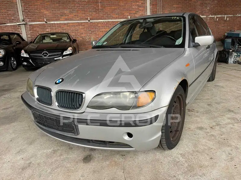 2004 BMW 320