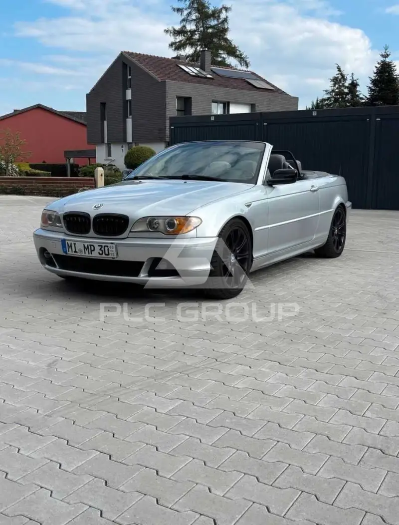 2004 BMW 320