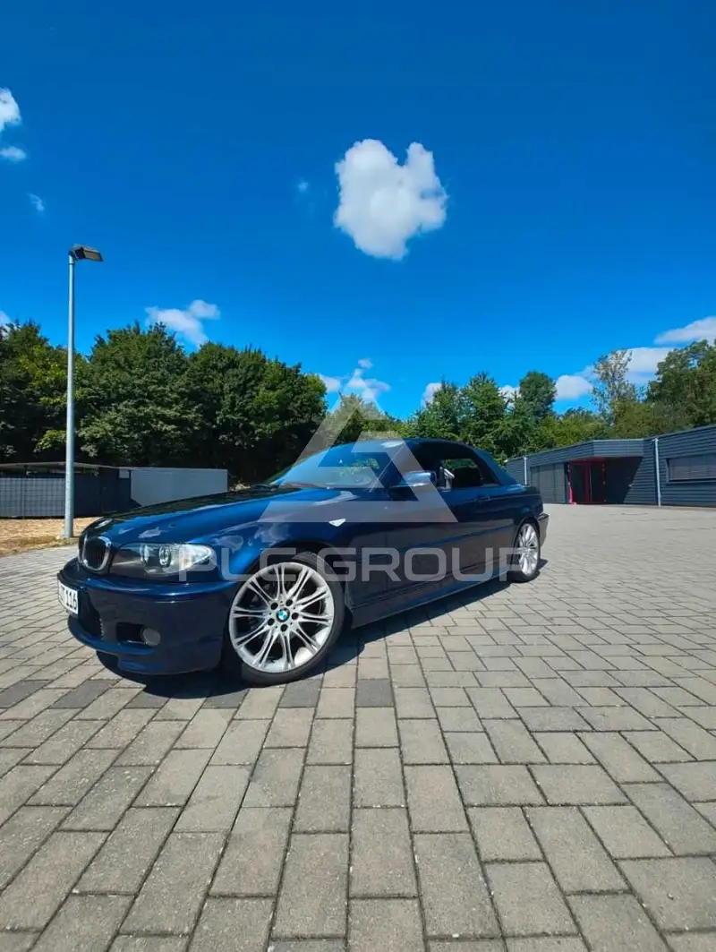 2004 BMW 320