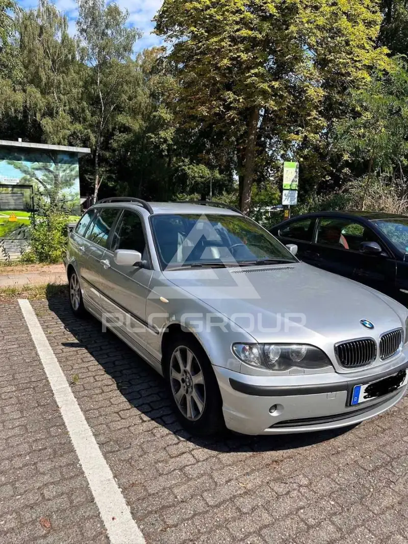 2004 BMW 320