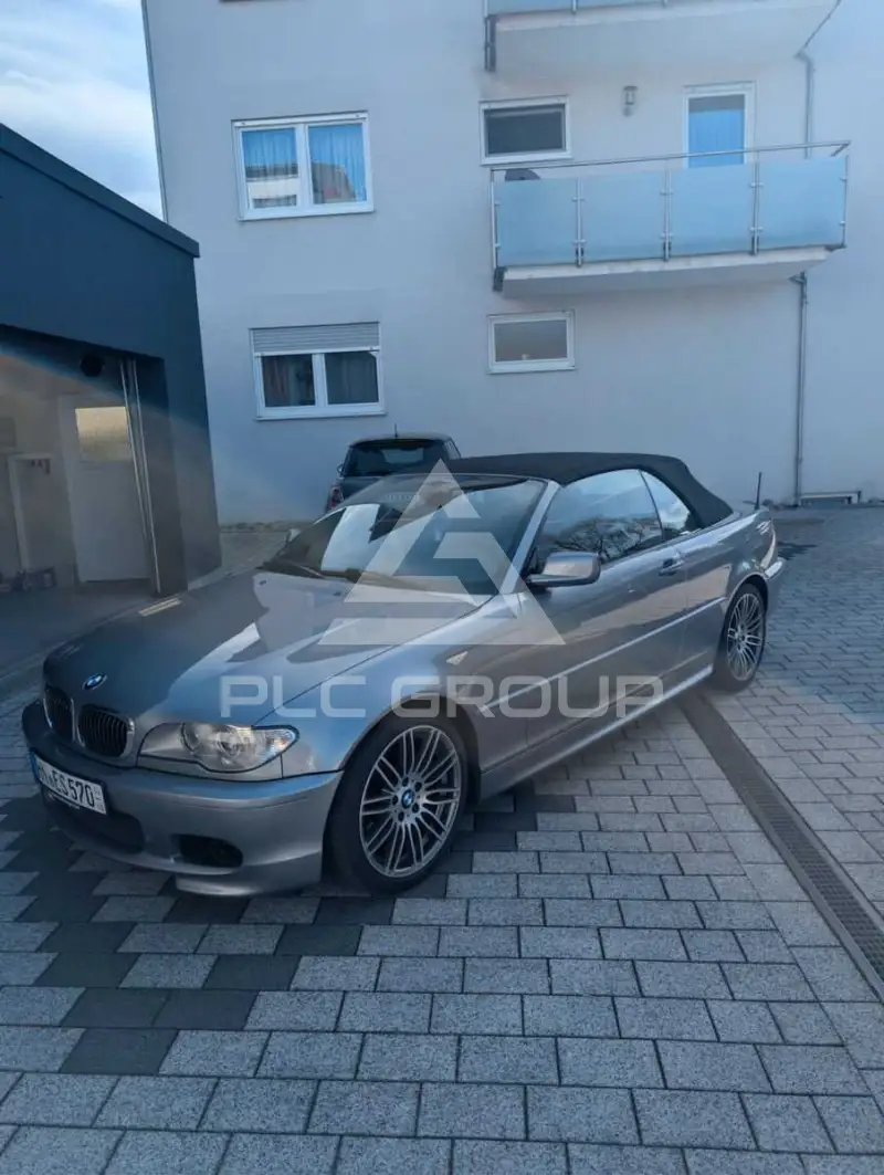 2004 BMW 320
