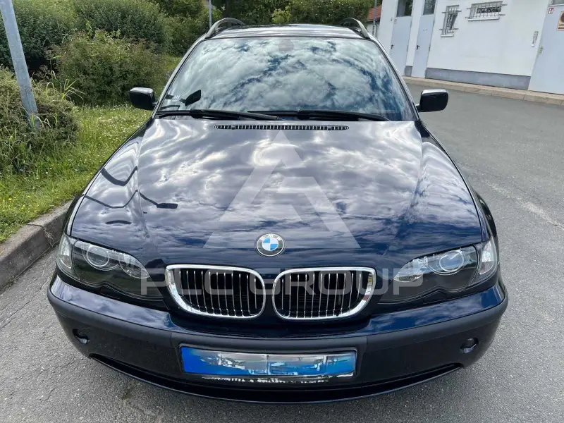 2004 BMW 320