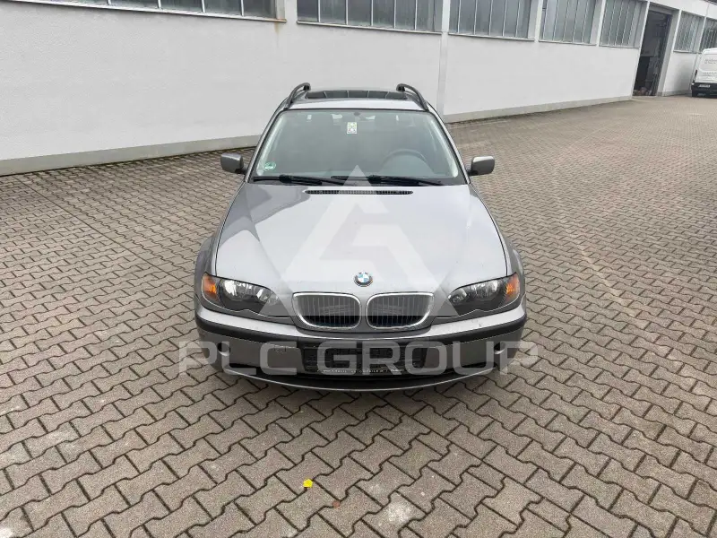 2004 BMW 320