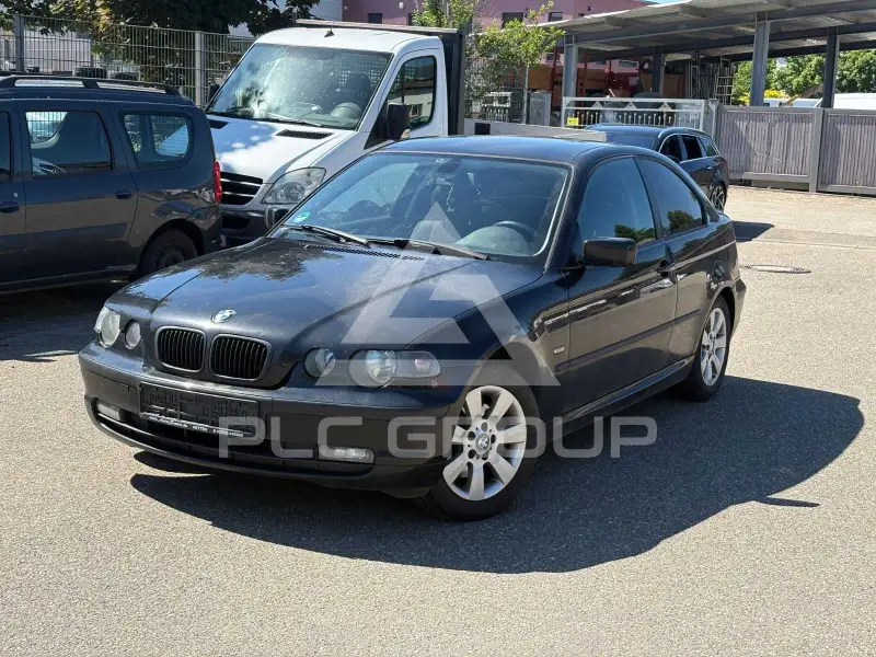 2004 BMW 320