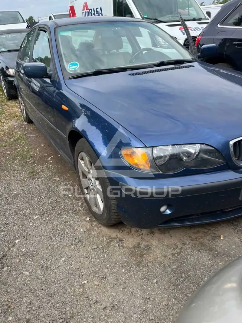 2004 BMW 320