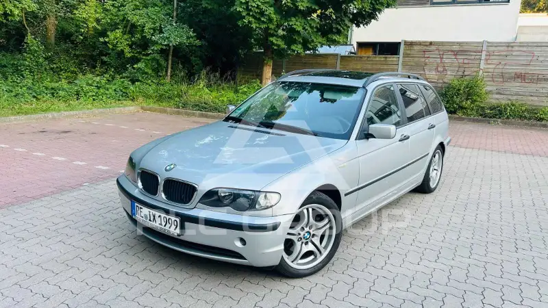 2004 BMW 320