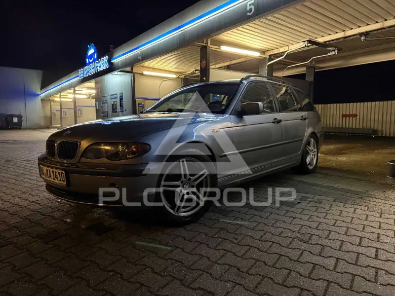 2004 BMW 320