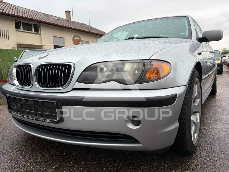 2004 BMW 320