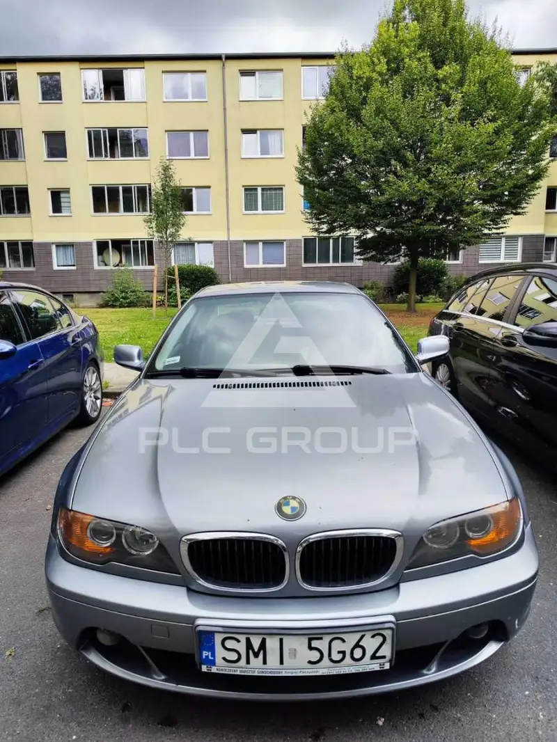 2004 BMW 320