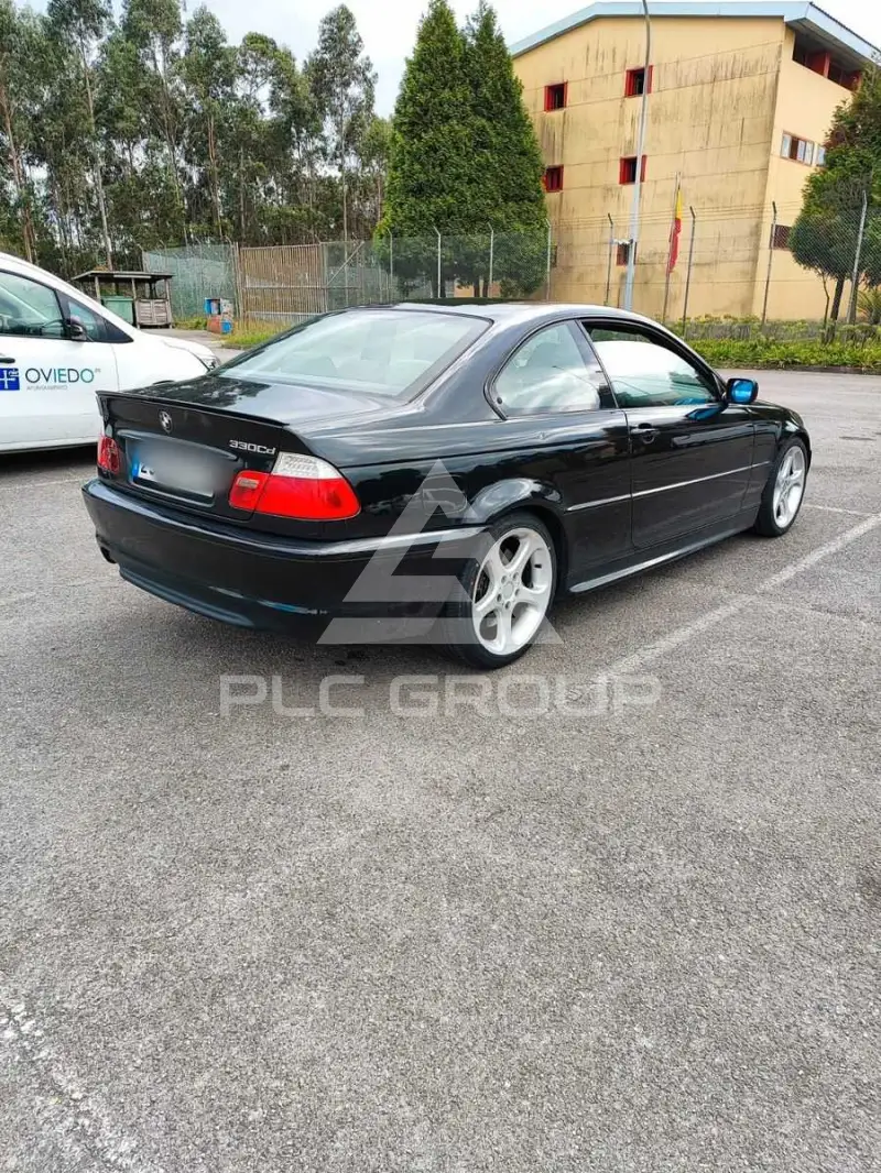 2004 BMW 330