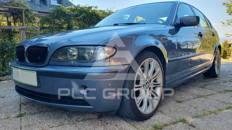2004 BMW 330