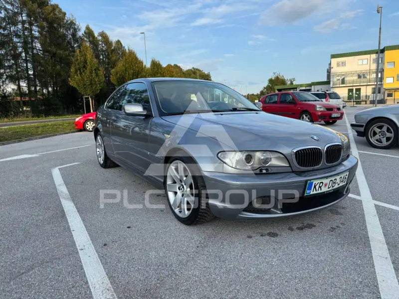 2004 BMW 330