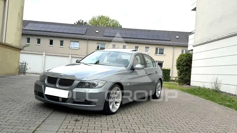 2004 BMW 330