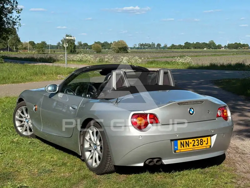 2004 BMW Z4