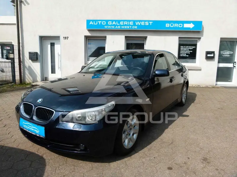 2004 BMW 520