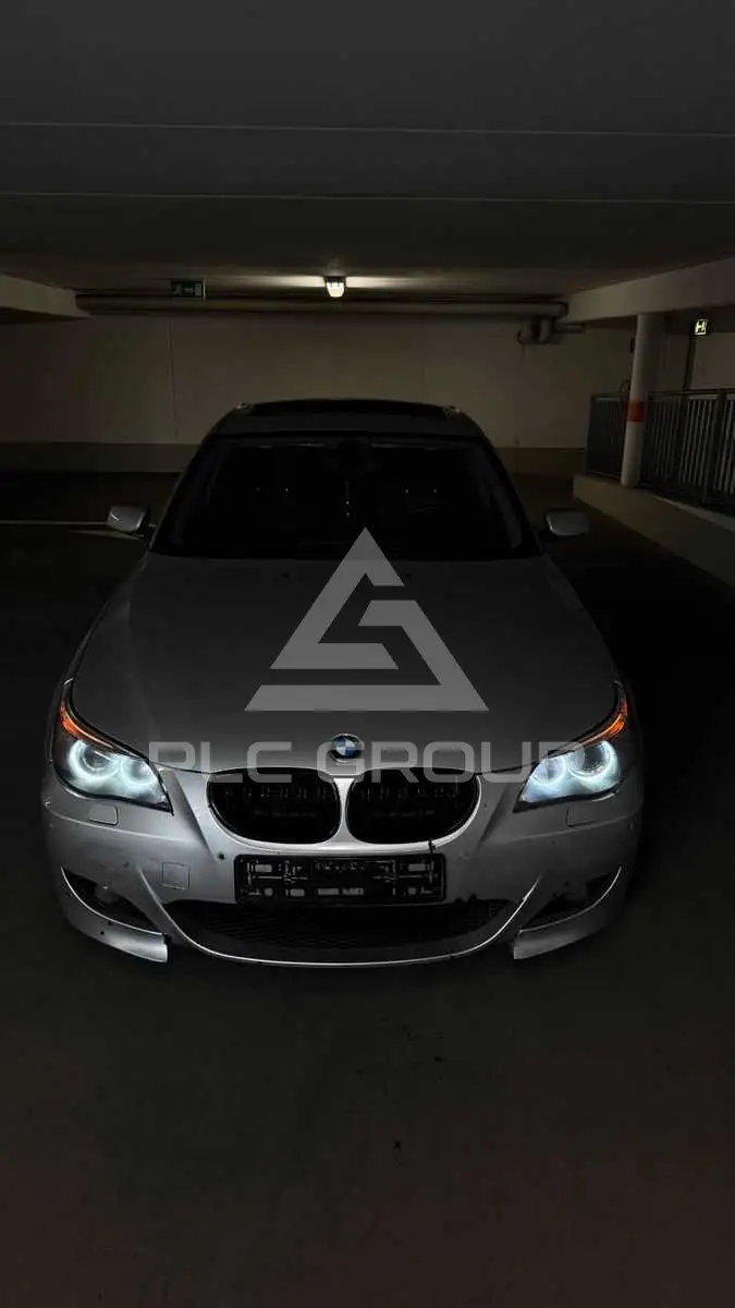 2004 BMW 520