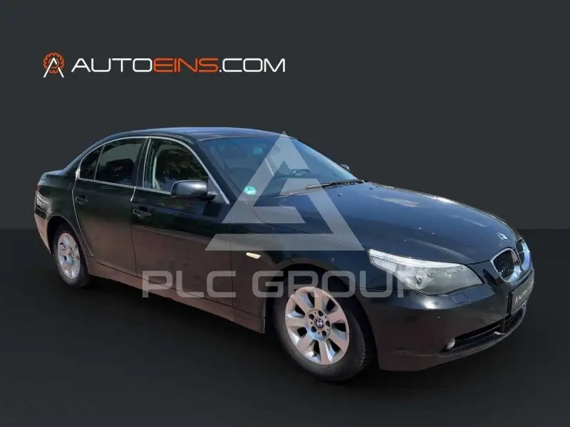 2004 BMW 520