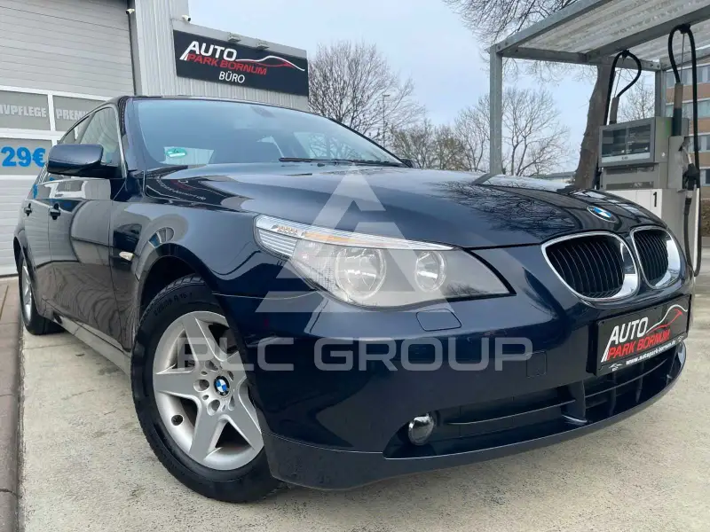 2004 BMW 520