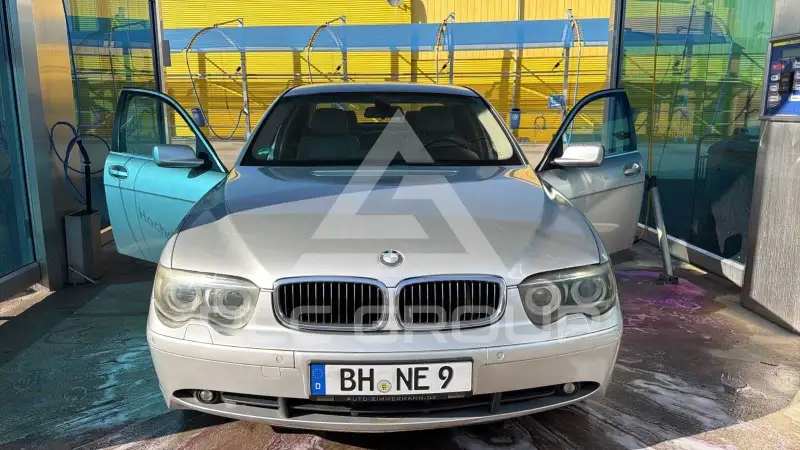 2004 BMW 735
