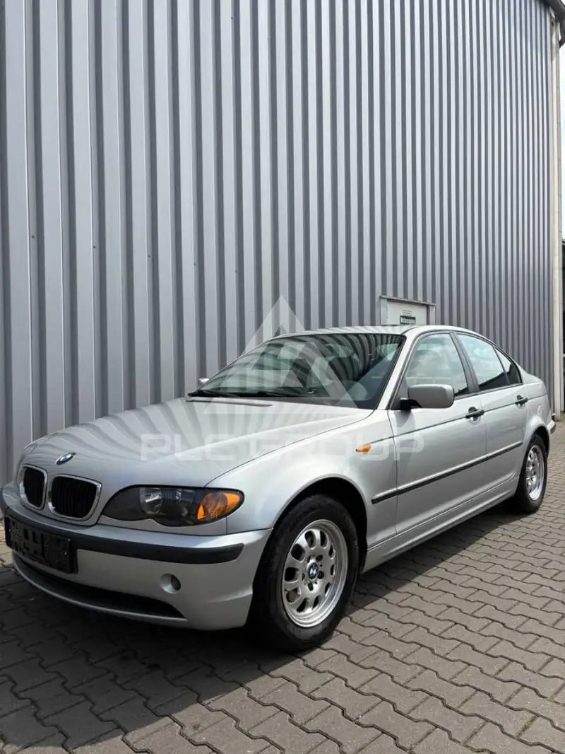 2004 BMW 116