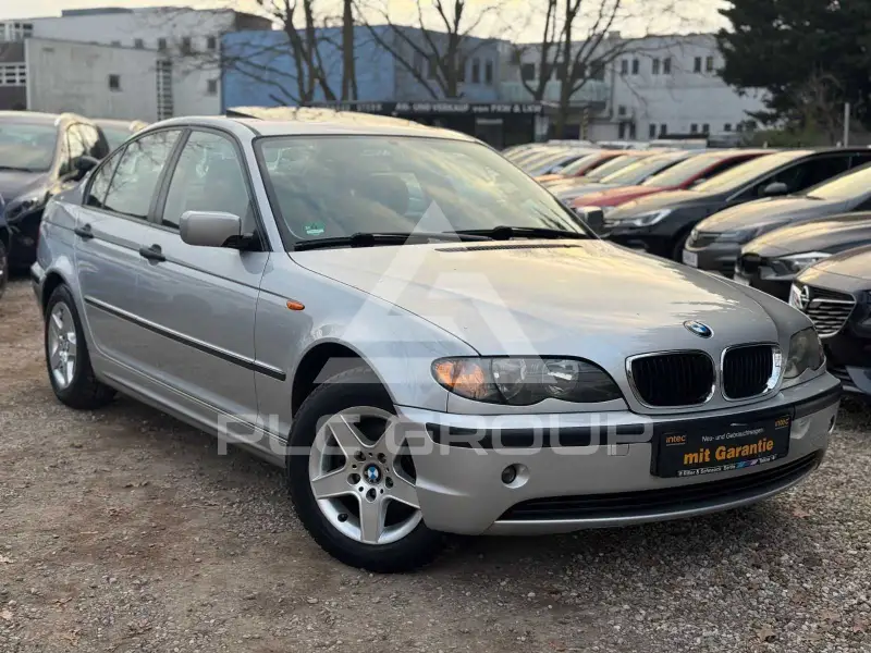 2004 BMW 318