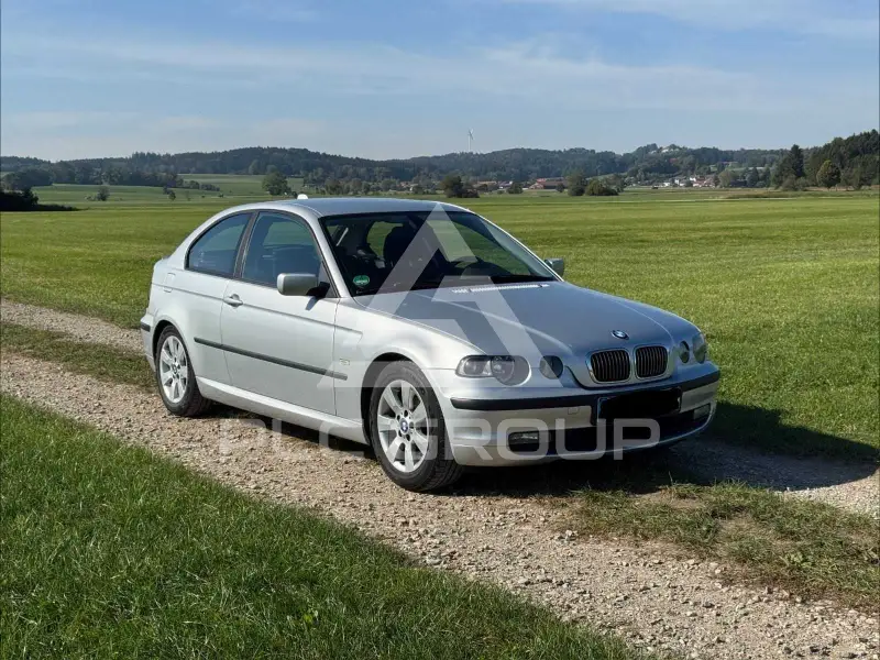 2004 BMW 318