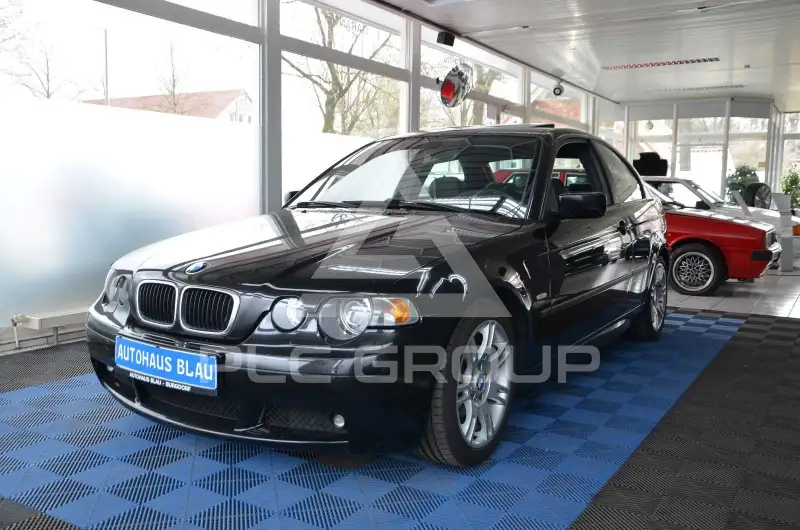 2004 BMW 318