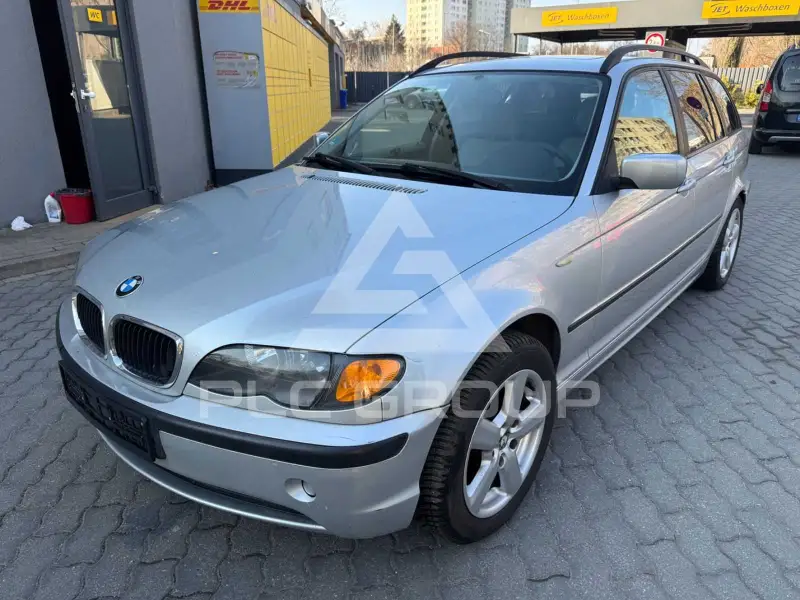 2004 BMW 318