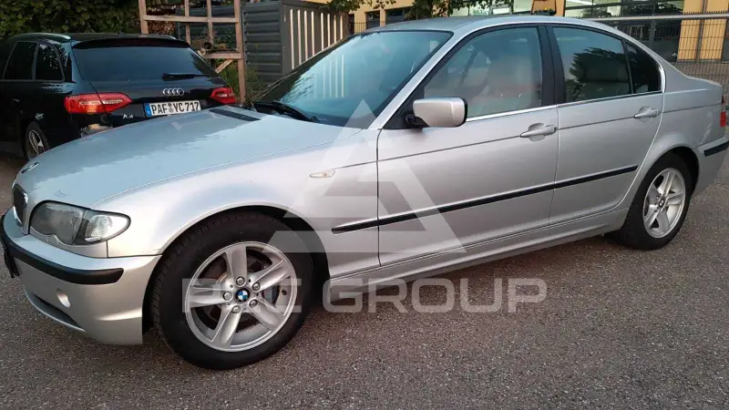2004 BMW 318