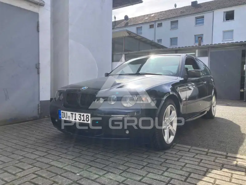 2004 BMW 318