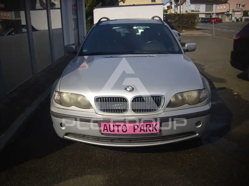 2004 BMW 318
