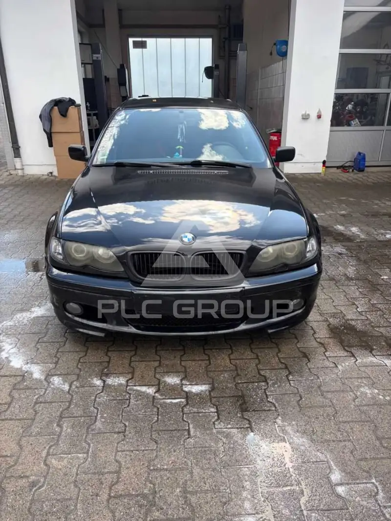 2004 BMW 318