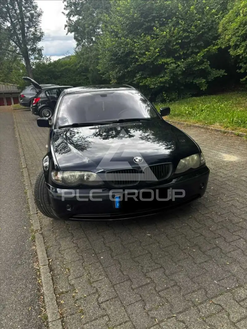 2004 BMW 318
