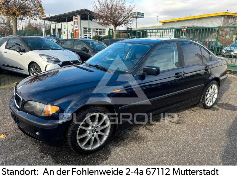 2004 BMW 318