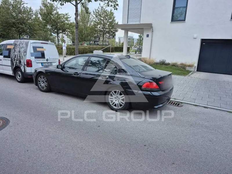 2004 BMW 745