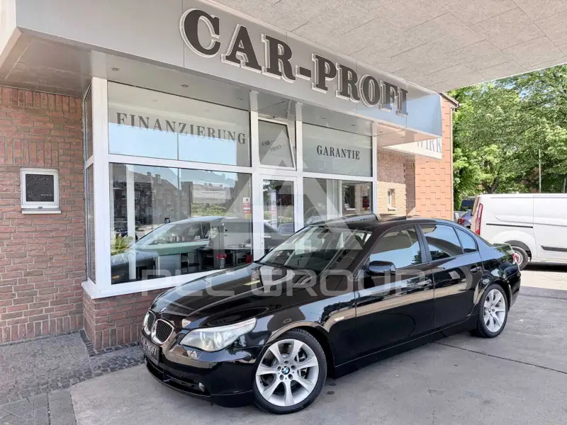 2004 BMW 545