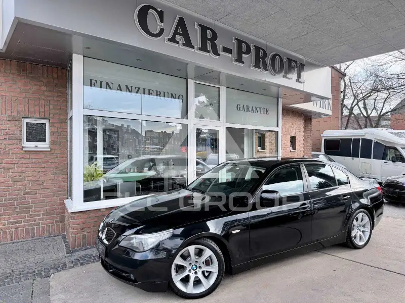 2004 BMW 545