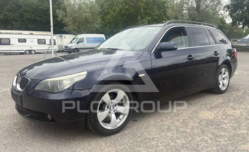 2004 BMW 545